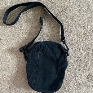 BAGGU Nylon Black Crossbody Bag